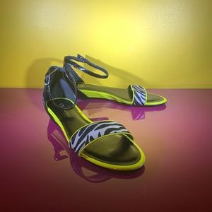 CL by Chinese Laundry Serafina sandals